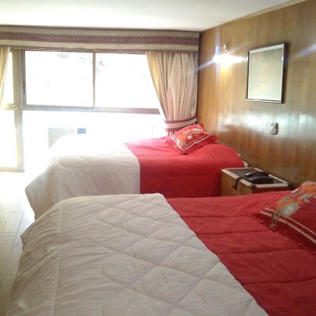 Windsor Suites Hotel Santiago del Cile Esterno foto