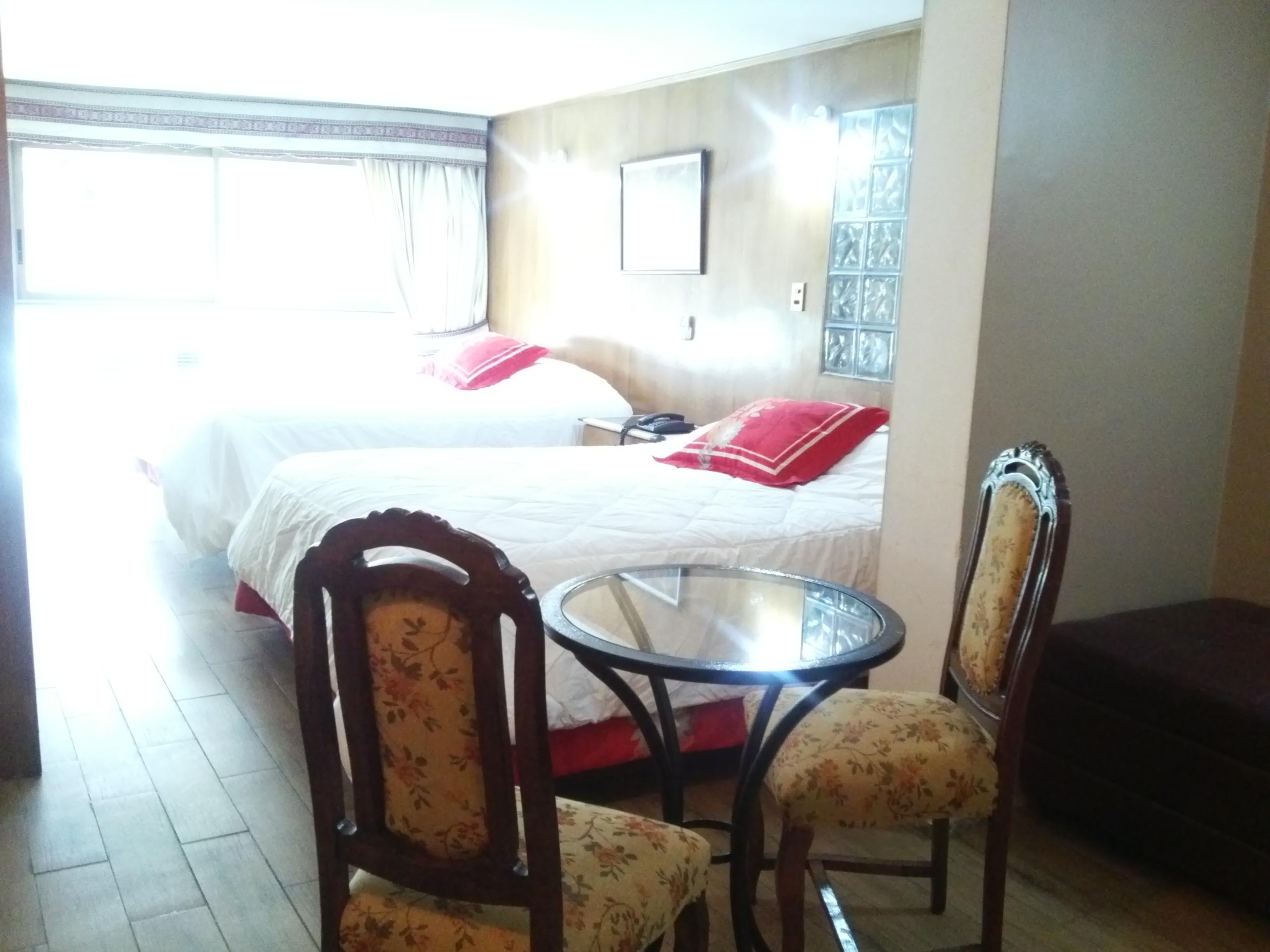 Windsor Suites Hotel Santiago del Cile Esterno foto