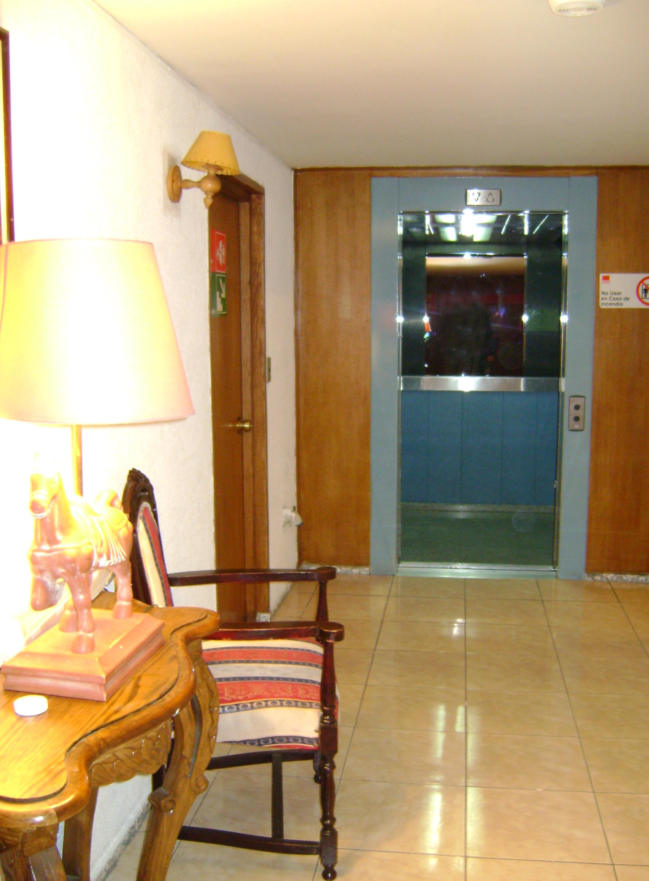 Windsor Suites Hotel Santiago del Cile Esterno foto